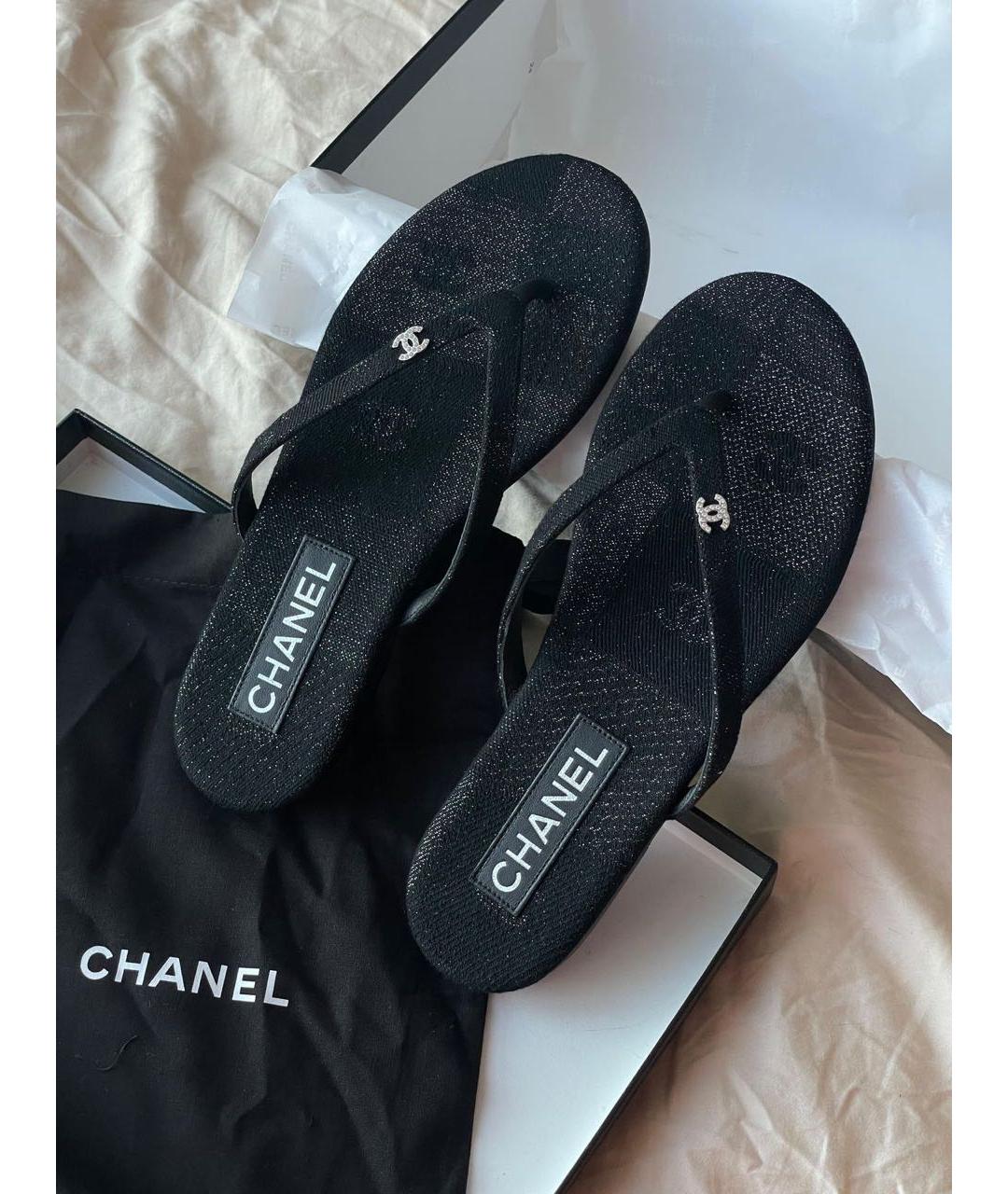 CHANEL Черные резиновые шлепанцы, фото 3
