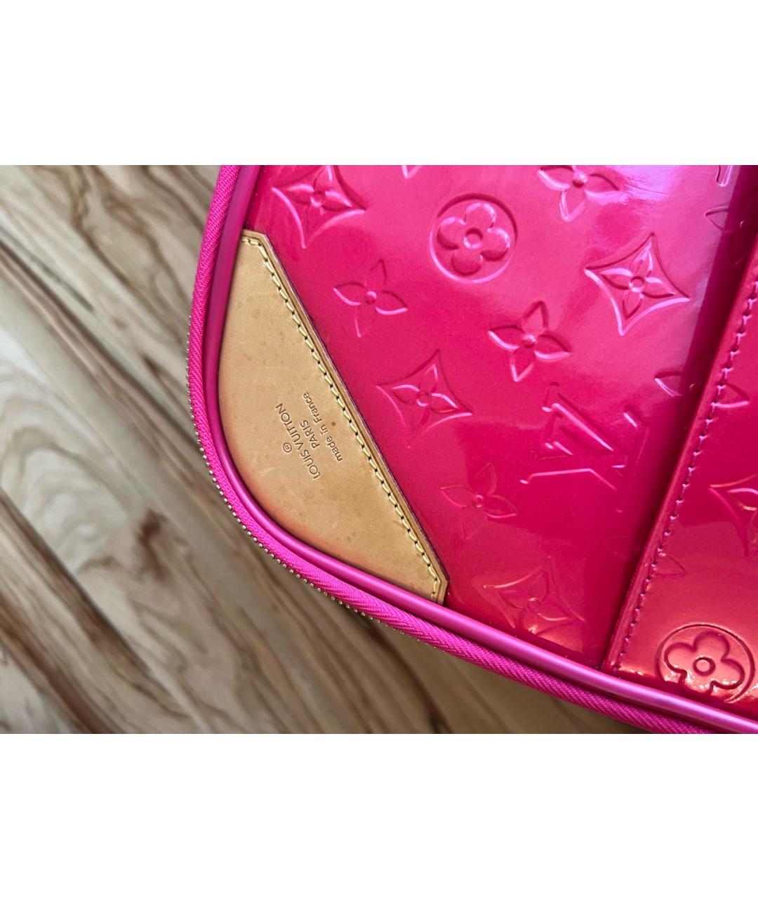 LOUIS VUITTON Розовый чемодан из лакированной кожи, фото 6