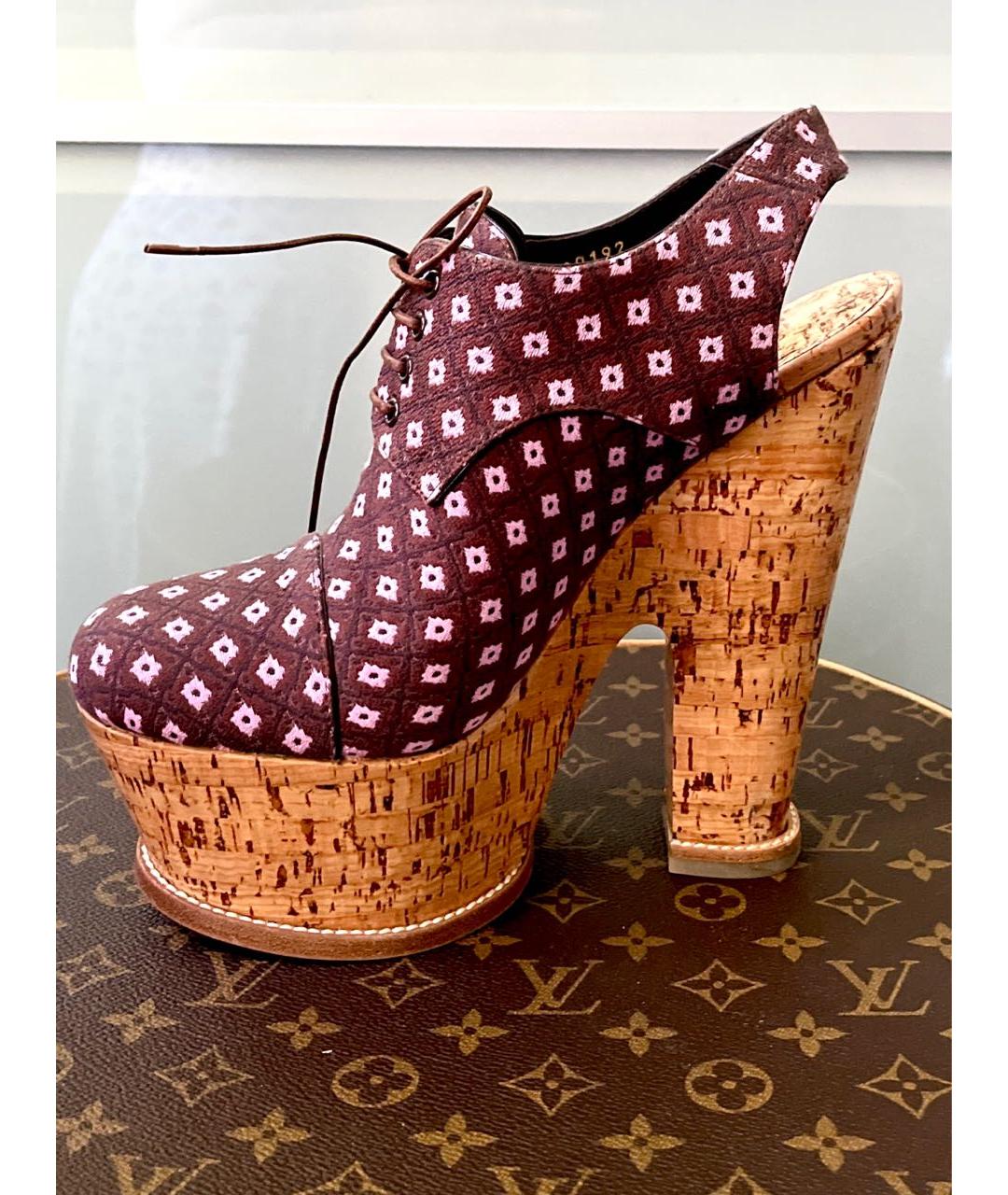 LOUIS VUITTON Босоножки, фото 2
