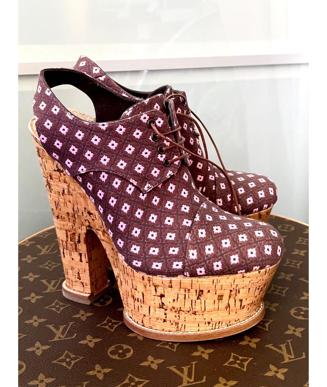 LOUIS VUITTON Босоножки, фото 8