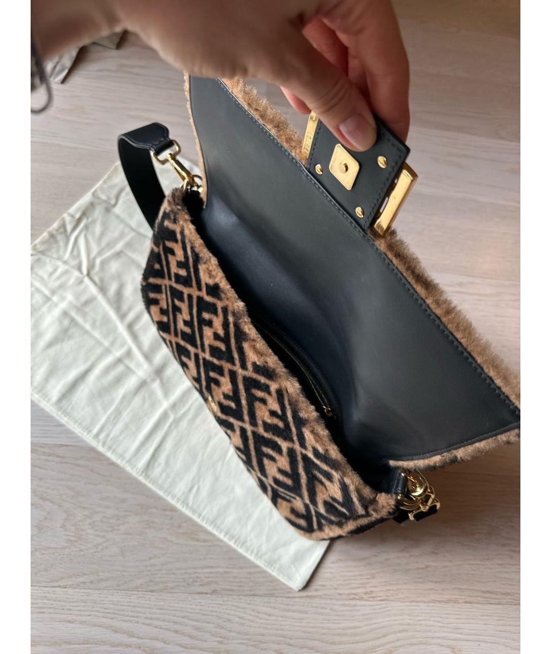 FENDI Коричневая меховая сумка через плечо, фото 4
