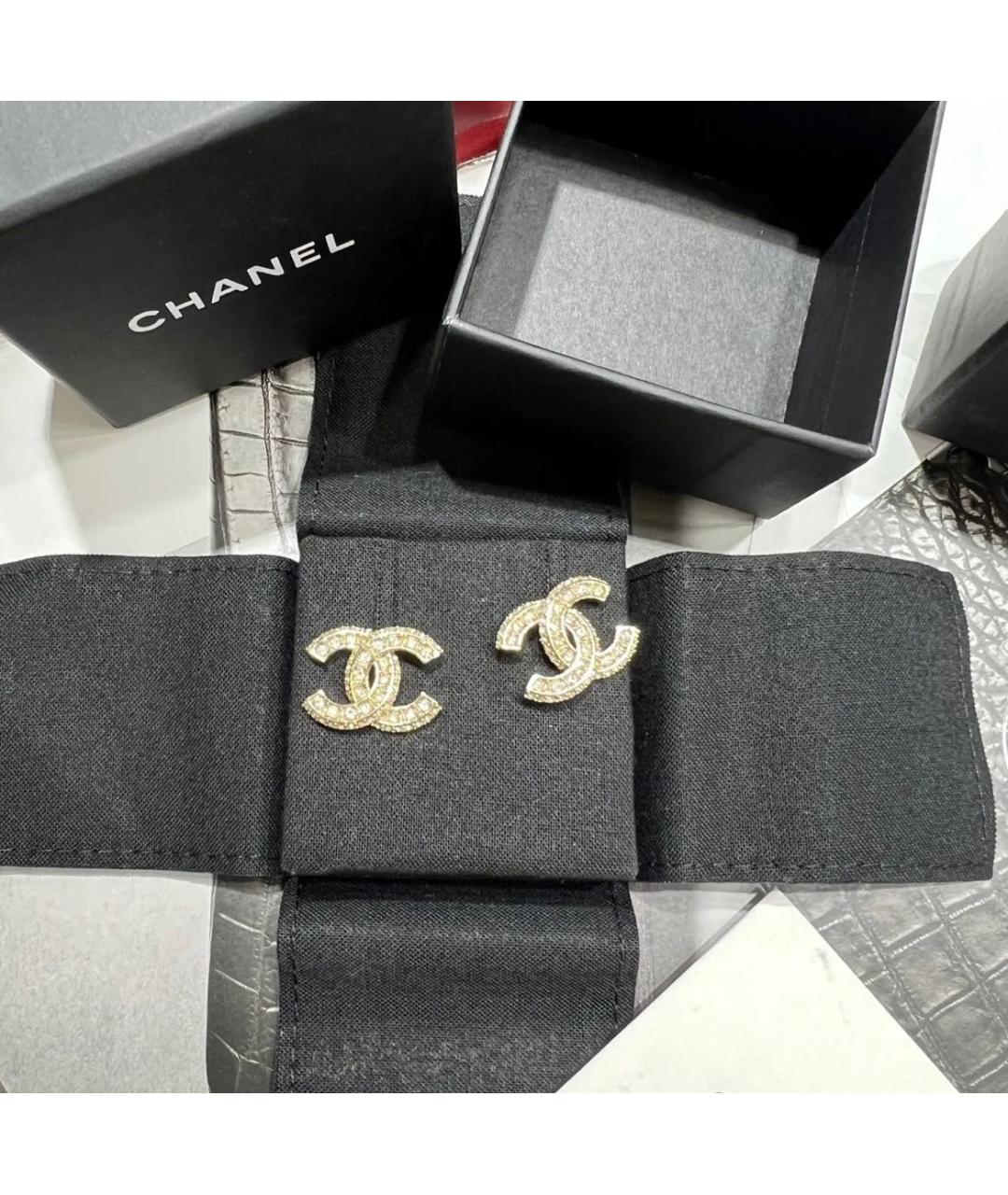 CHANEL PRE-OWNED Желтые металлические серьги, фото 2