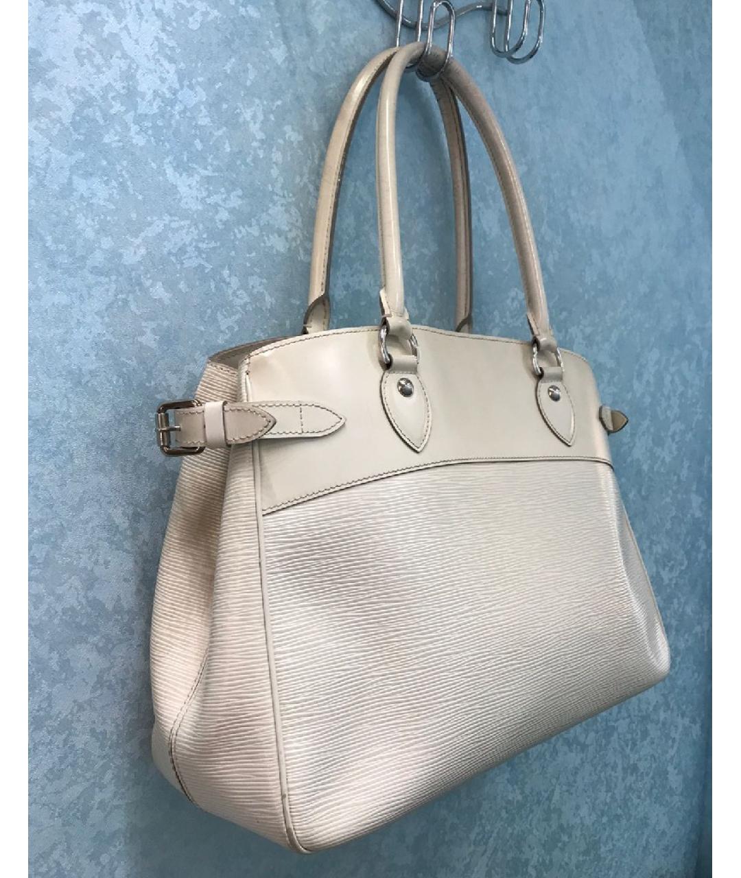 LOUIS VUITTON Белая кожаная сумка с короткими ручками, фото 2