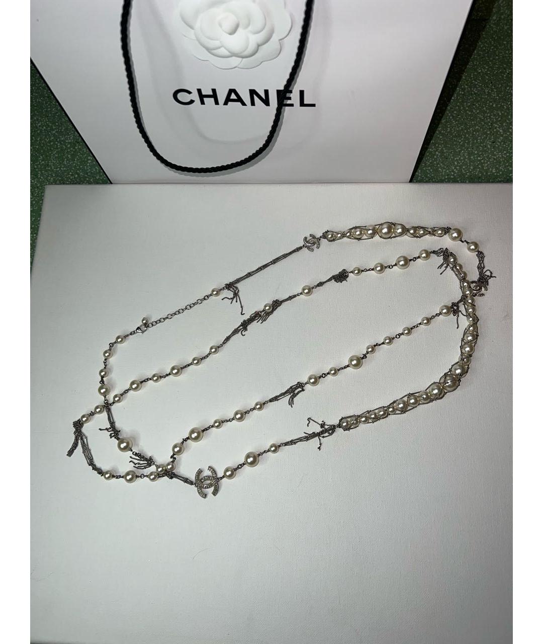 CHANEL PRE-OWNED Белое колье, фото 5