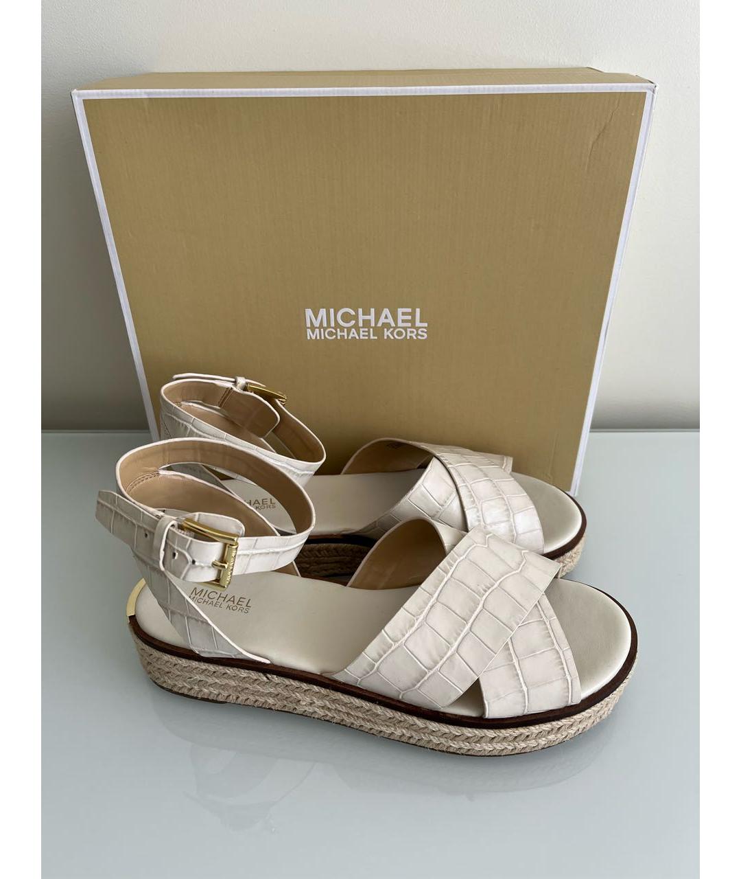 MICHAEL MICHAEL KORS Белые кожаные сандалии, фото 7