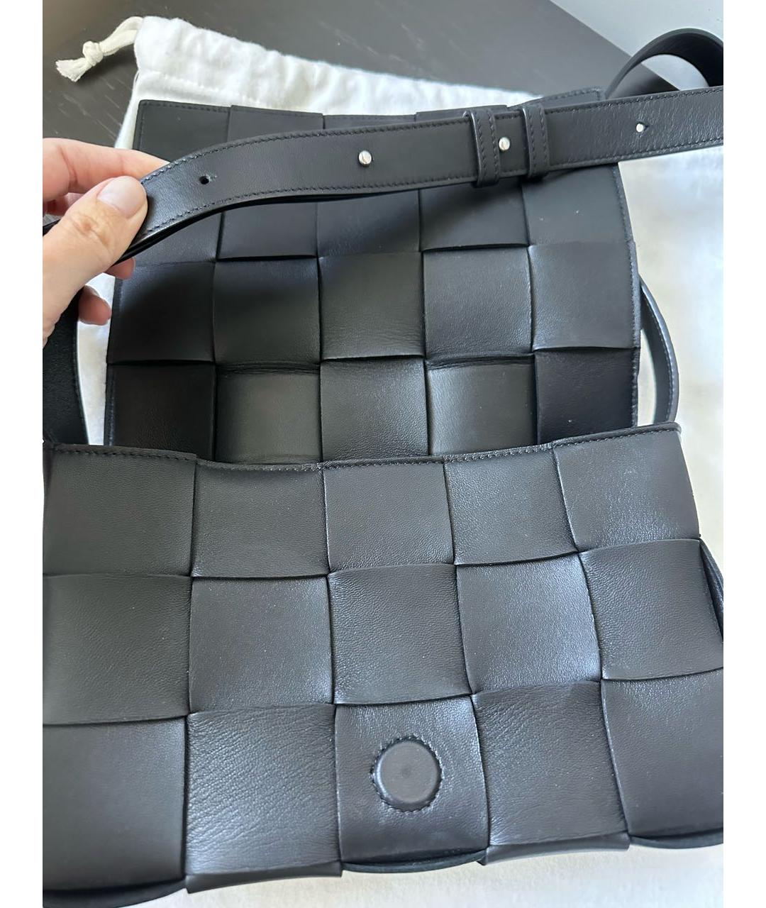 BOTTEGA VENETA Черная кожаная сумка через плечо, фото 5