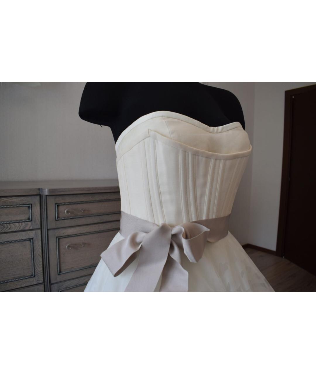 VERA WANG Бежевое шелковое свадебное платье, фото 4