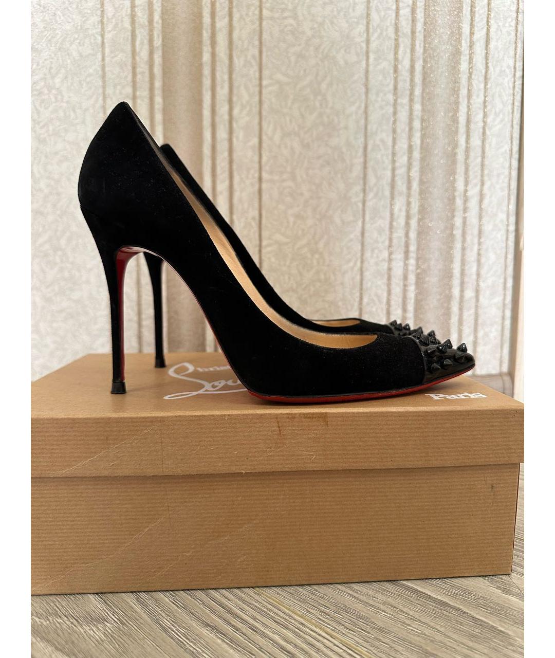 CHRISTIAN LOUBOUTIN Черные замшевые туфли, фото 3