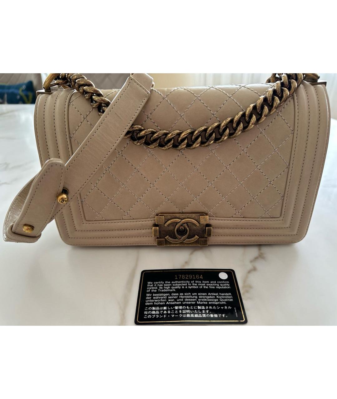 CHANEL Бежевая кожаная сумка через плечо, фото 7