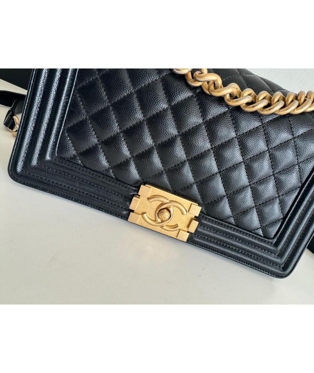 CHANEL PRE-OWNED Черная кожаная сумка через плечо, фото 4