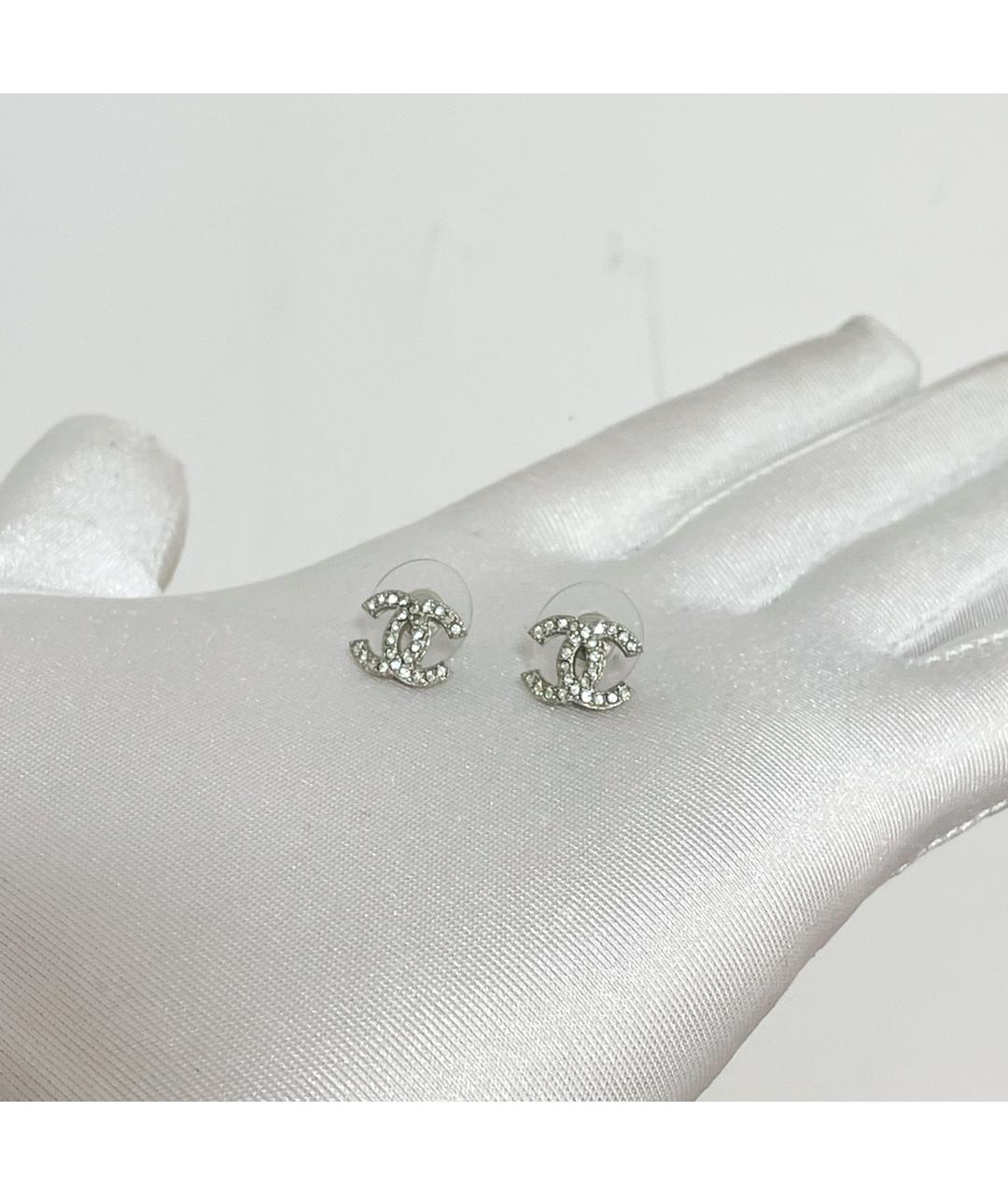 CHANEL Белые серьги, фото 2