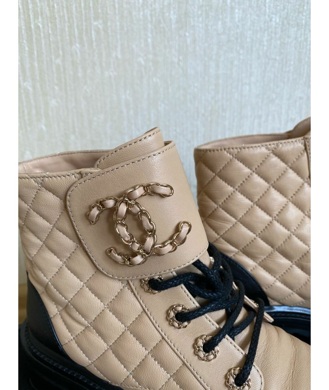 CHANEL PRE-OWNED Бежевые кожаные ботинки, фото 6