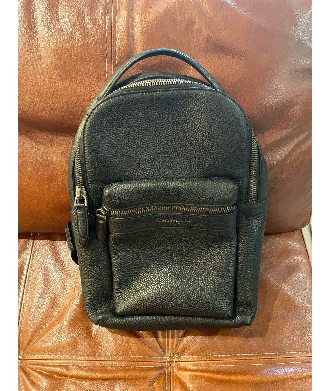 SALVATORE FERRAGAMO Черный кожаный рюкзак, фото 5