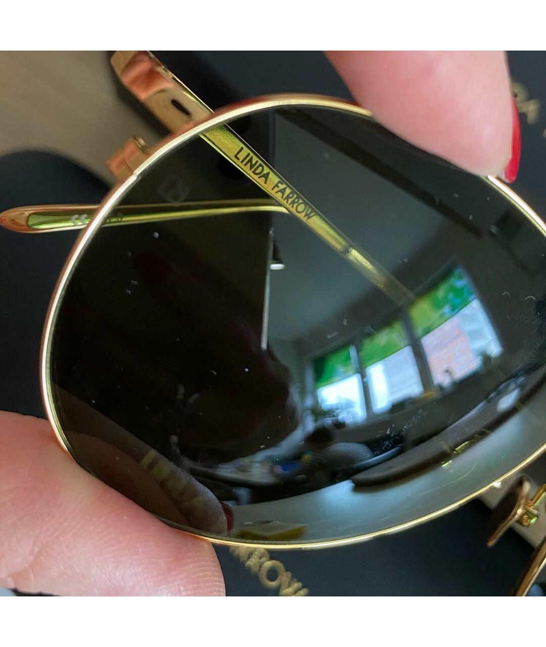 LINDA FARROW Золотые металлические солнцезащитные очки, фото 5