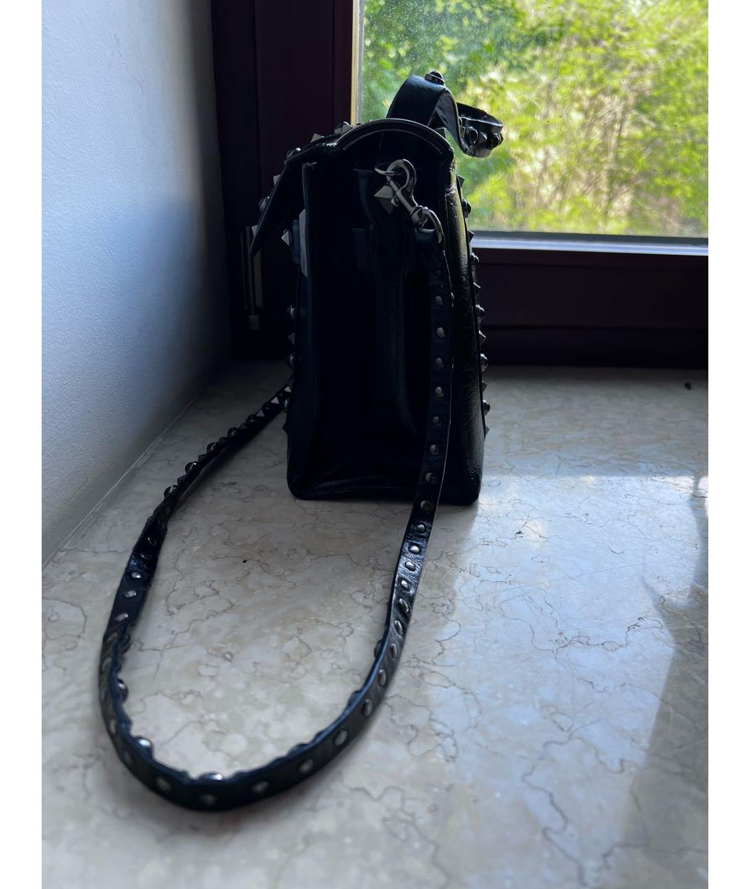 VALENTINO Черная кожаная сумка через плечо, фото 2