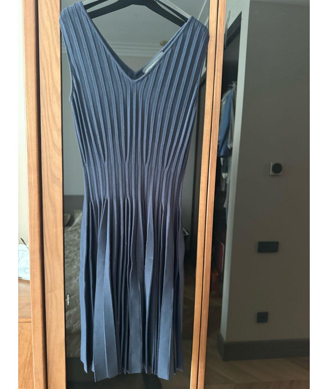 ANTONINO VALENTI Темно-синее вискозное коктейльное платье, фото 7