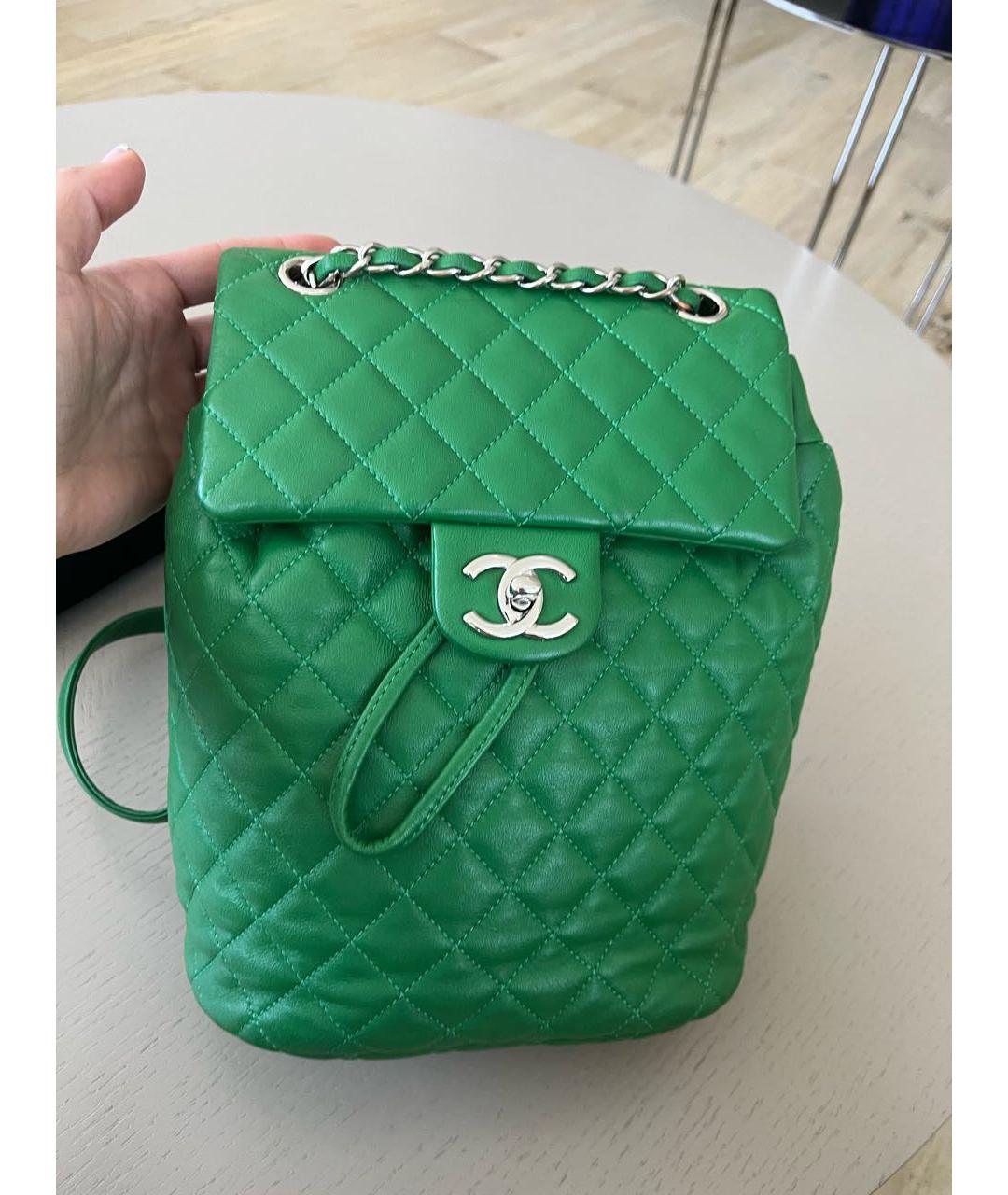 CHANEL PRE-OWNED Зеленый кожаный рюкзак, фото 7