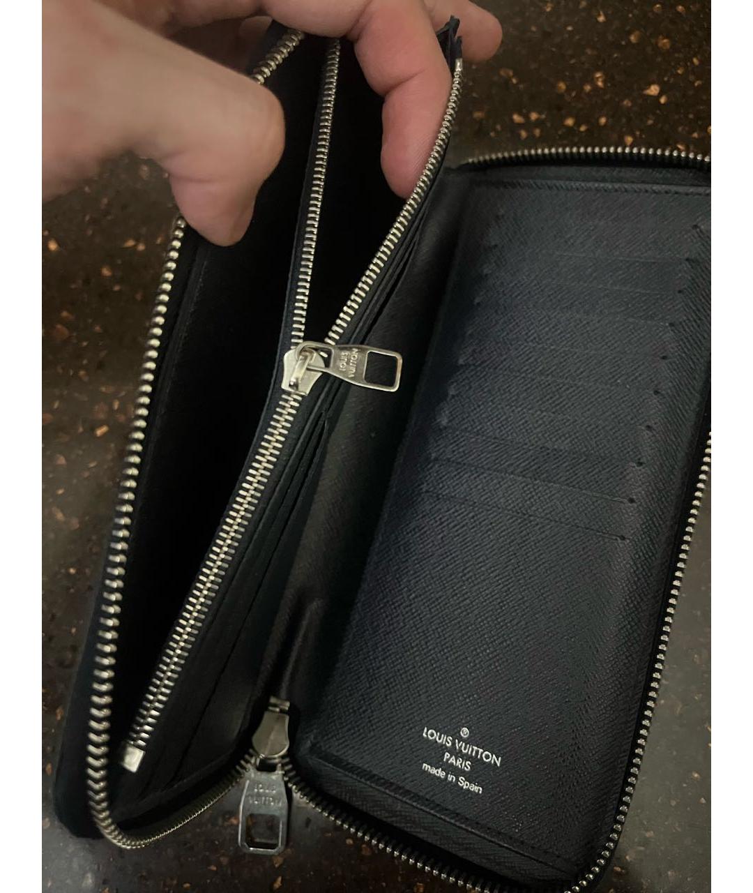 LOUIS VUITTON Черный кожаный кошелек, фото 3