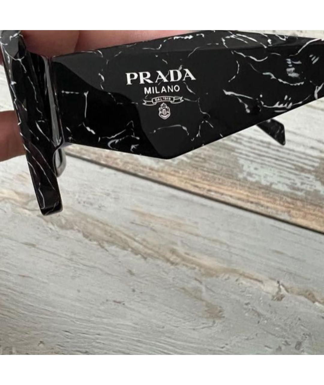 PRADA Черные пластиковые солнцезащитные очки, фото 4