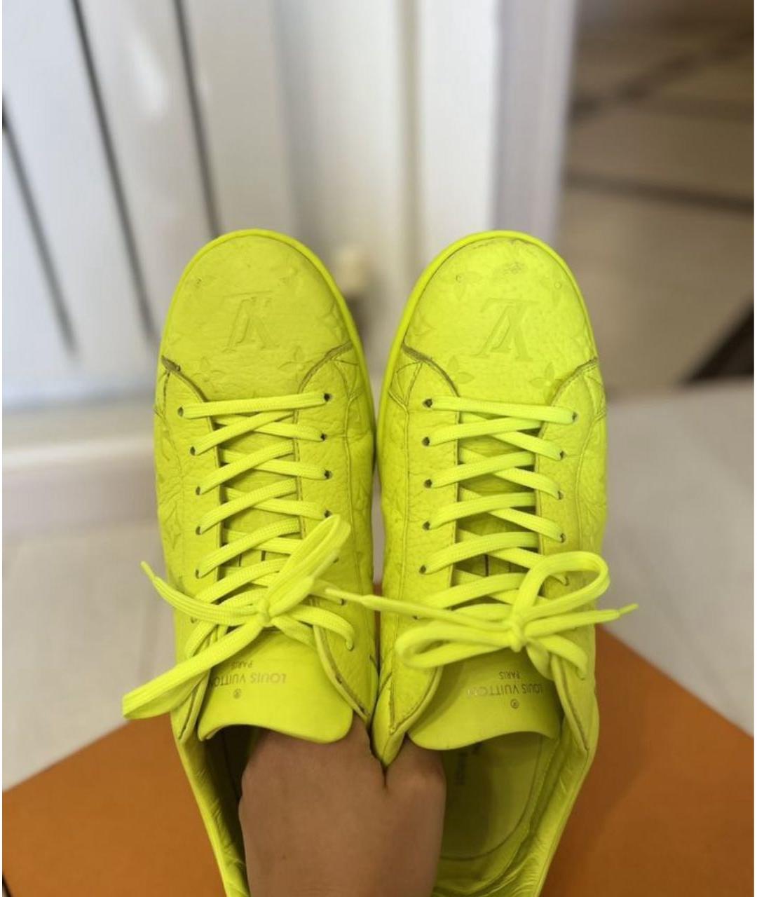 LOUIS VUITTON PRE-OWNED Желтые низкие кроссовки / кеды, фото 4