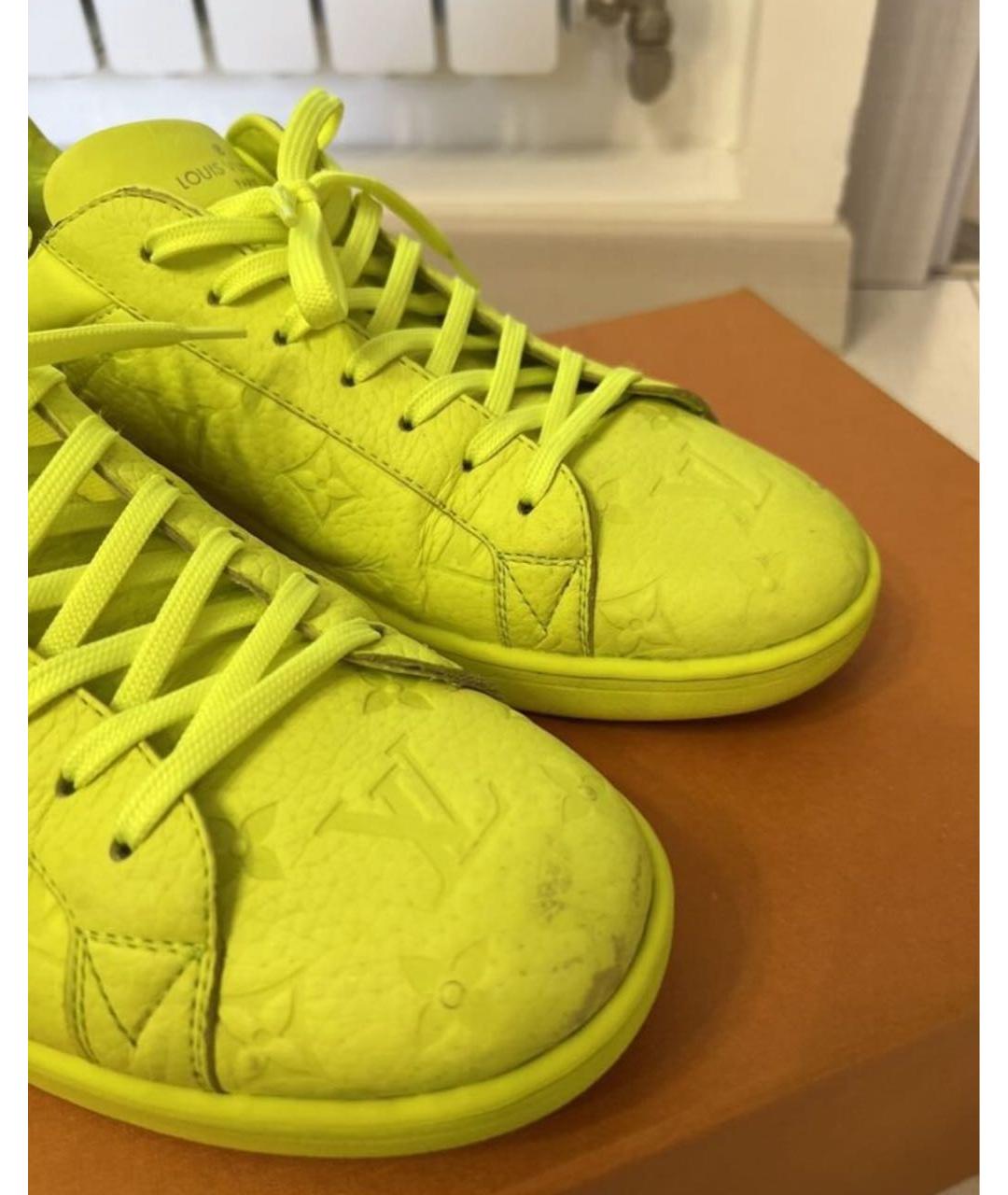 LOUIS VUITTON PRE-OWNED Желтые низкие кроссовки / кеды, фото 5