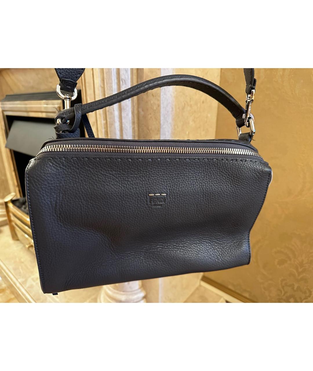 FENDI Темно-синяя кожаная сумка через плечо, фото 2
