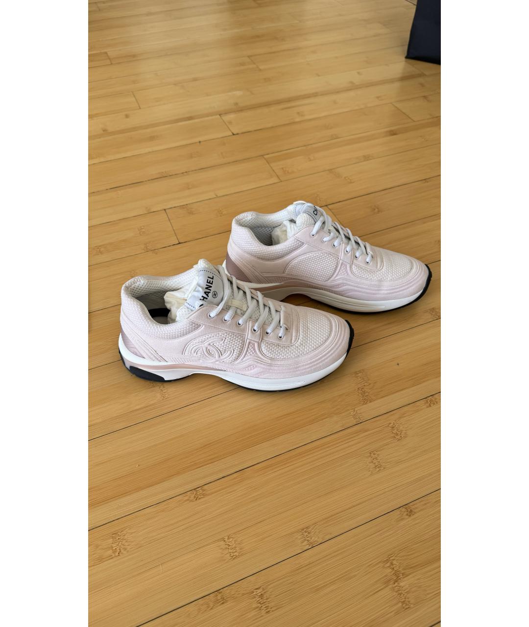 CHANEL Розовые замшевые кроссовки, фото 7