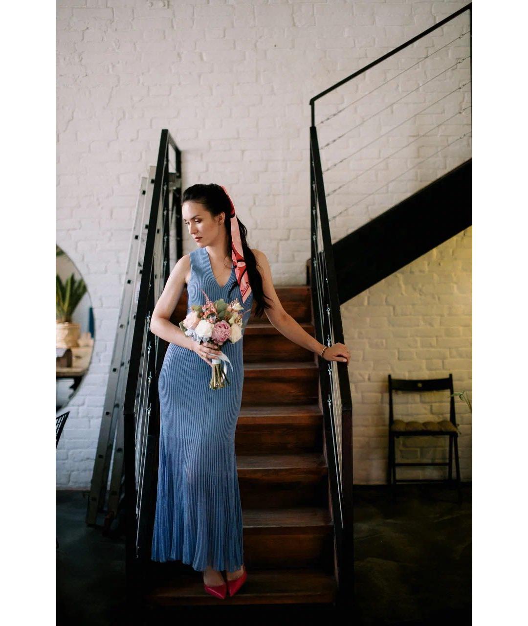 VICTORIA BECKHAM Голубое вискозное повседневное платье, фото 5