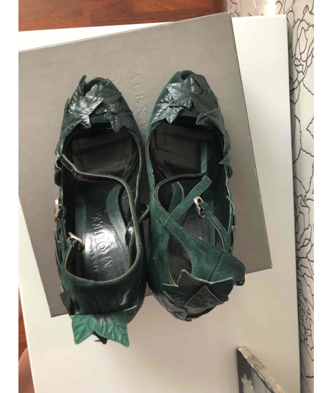 ALEXANDER MCQUEEN Зеленые замшевые туфли, фото 3