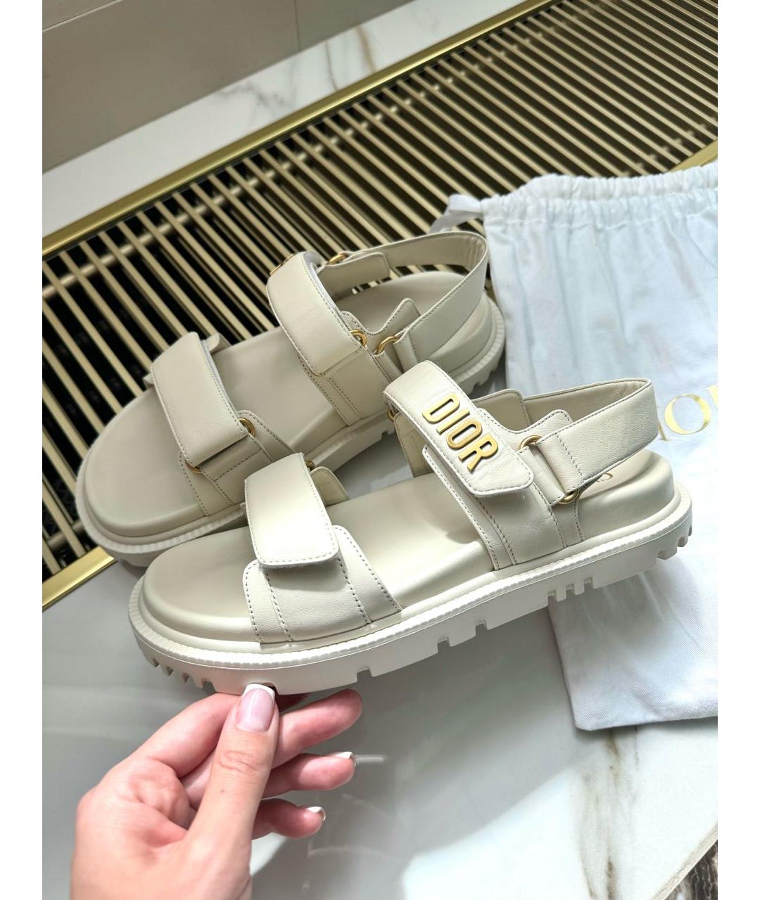 CHRISTIAN DIOR Бежевые кожаные сандалии, фото 5