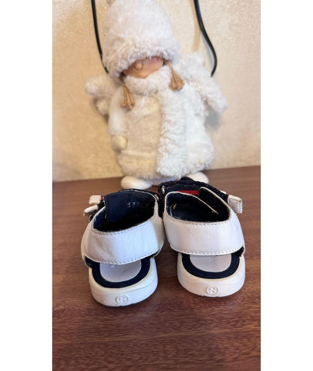 GUCCI Белые кожаные сандалии и шлепанцы, фото 4