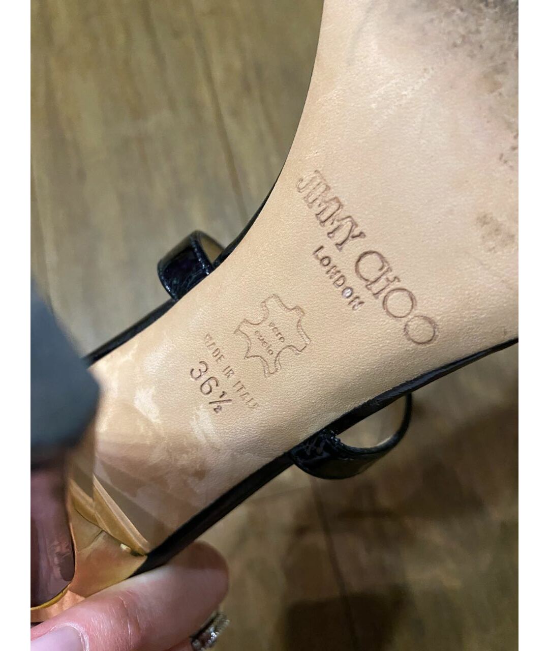 JIMMY CHOO Черные босоножки из лакированной кожи, фото 5