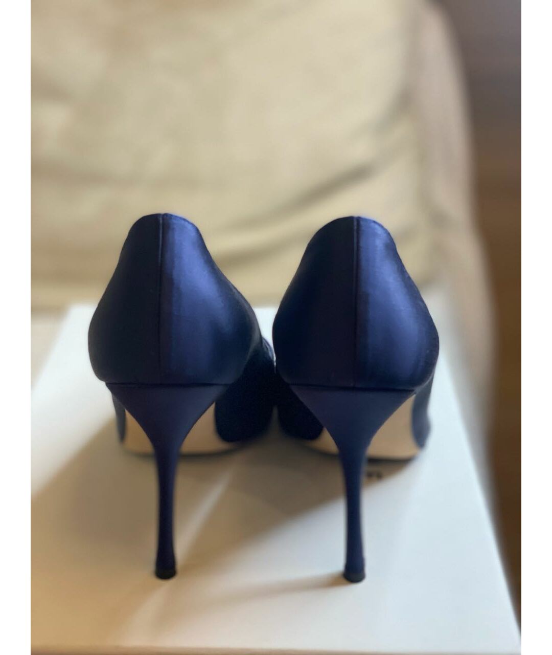 MANOLO BLAHNIK Темно-синие текстильные туфли, фото 7