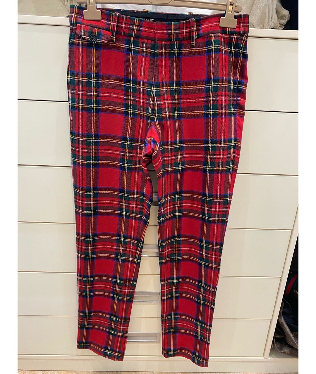 BURBERRY Красные шерстяные классические брюки, фото 6