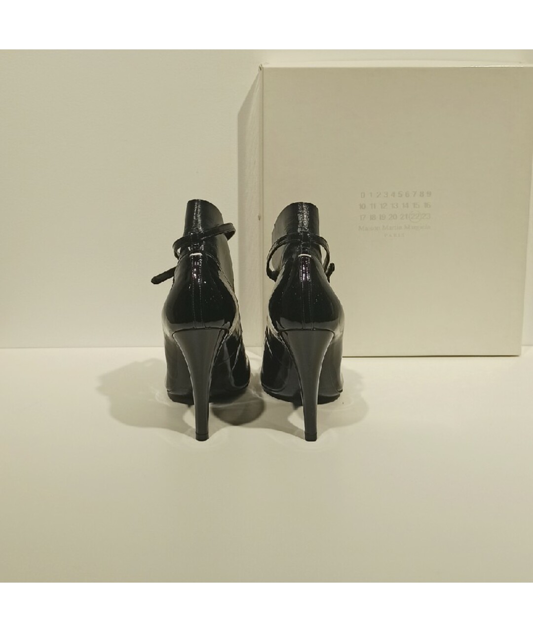 MAISON MARGIELA Черные туфли из лакированной кожи, фото 3
