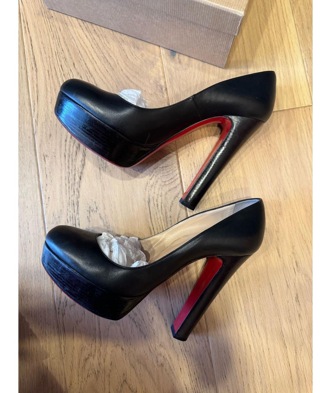 Christian louboutin classic heels best sale