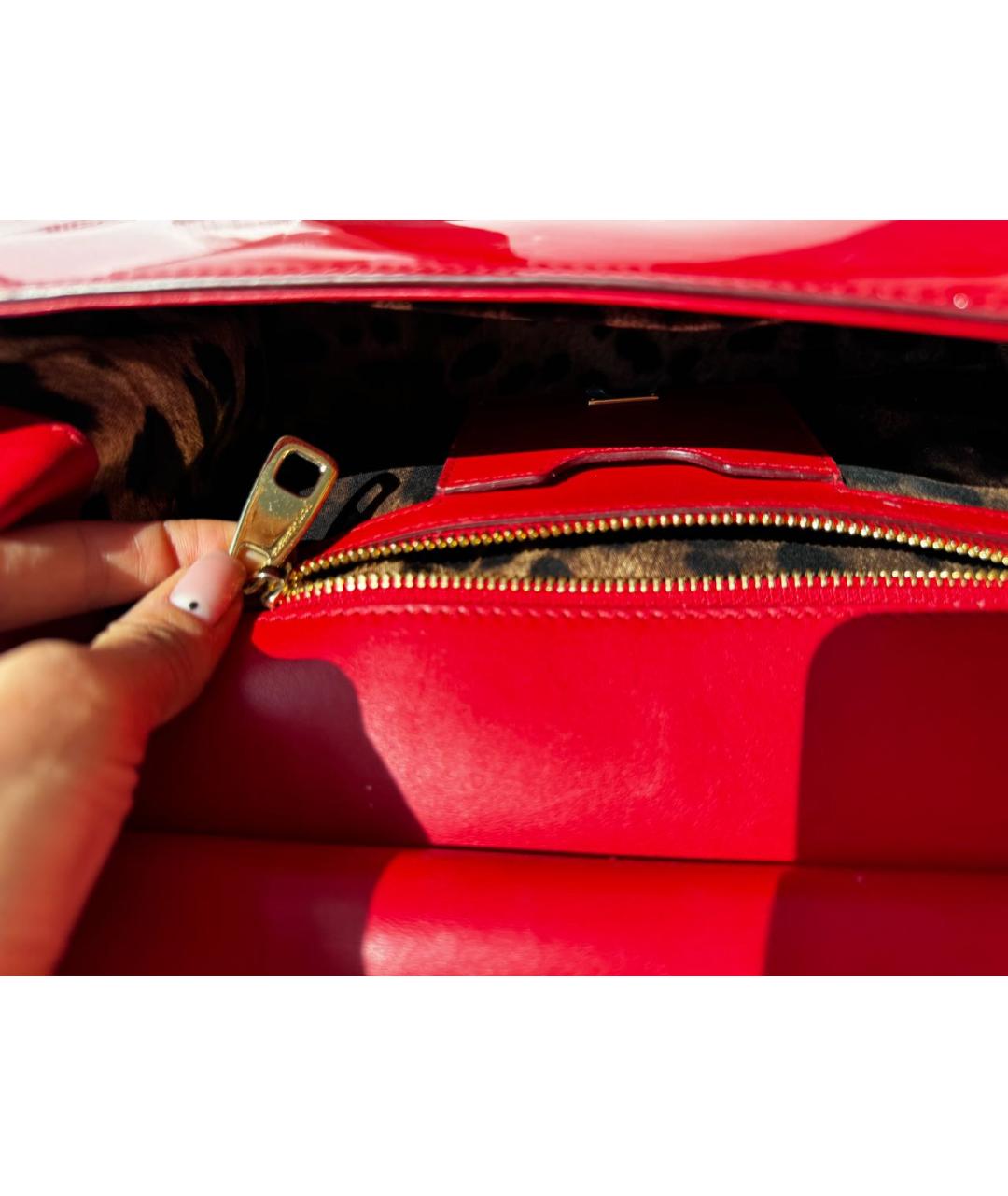 DOLCE&GABBANA Красная сумка с короткими ручками из лакированной кожи, фото 5