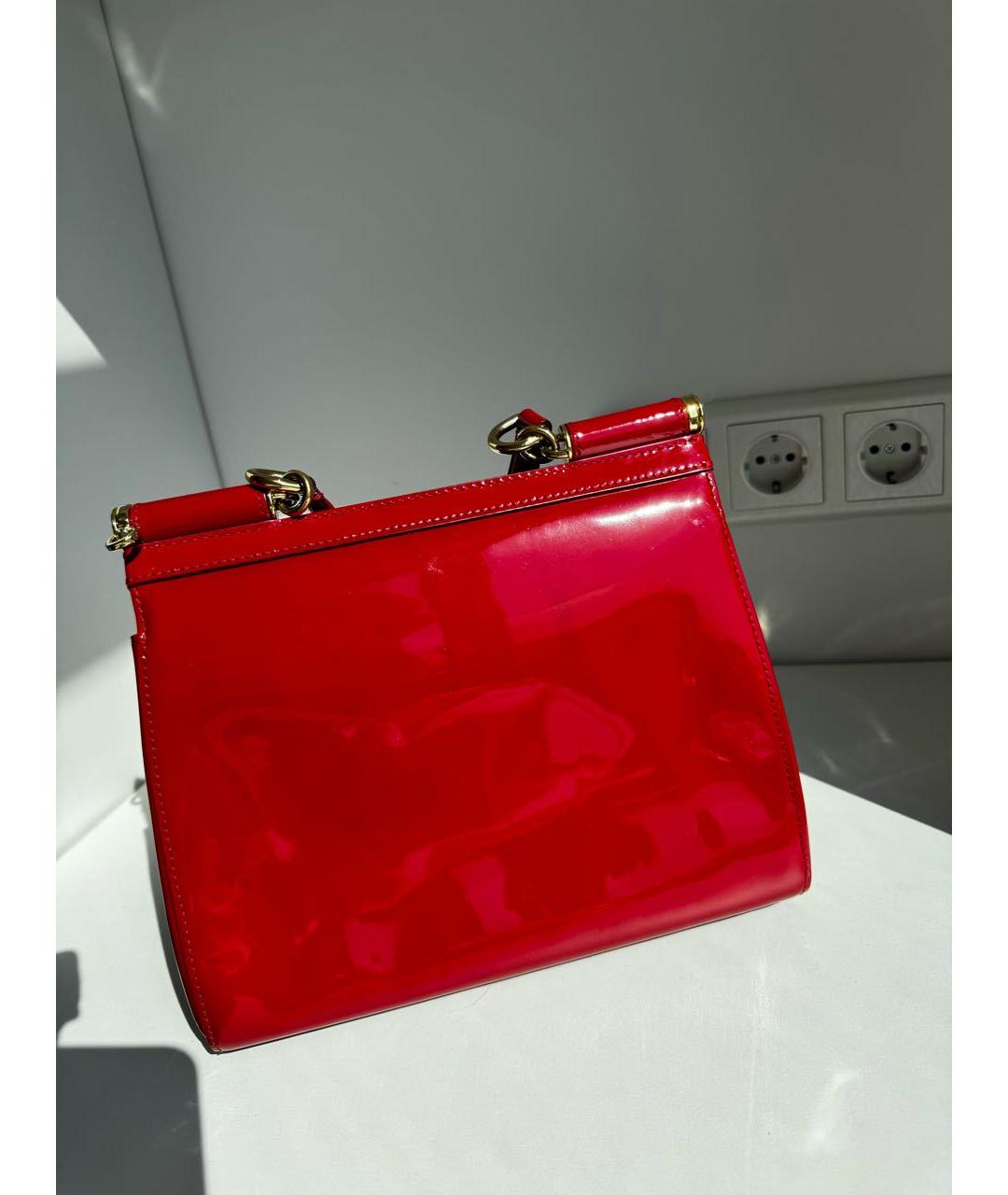 DOLCE&GABBANA Красная сумка с короткими ручками из лакированной кожи, фото 3