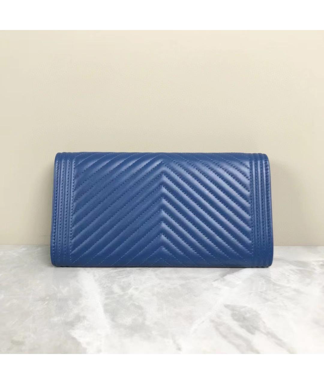 CHANEL Голубой кожаный кошелек, фото 2