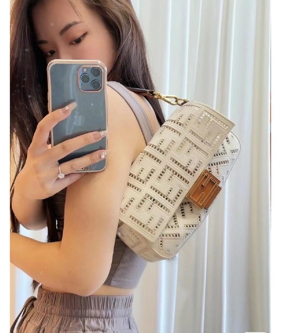 FENDI Белая сумка через плечо, фото 4