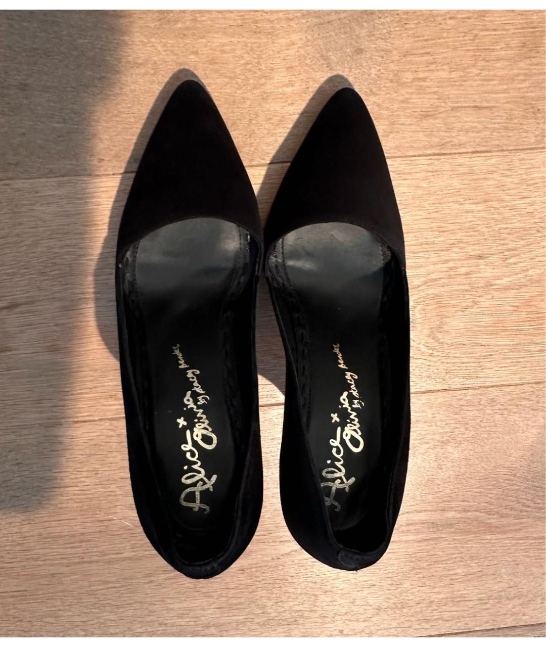 ALICE+OLIVIA Черные замшевые туфли, фото 3