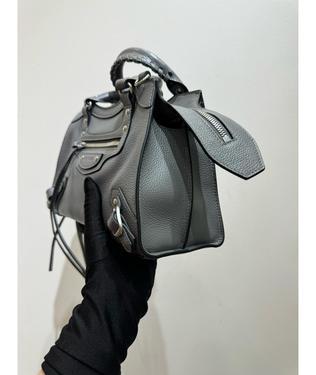 BALENCIAGA Серая кожаная сумка с короткими ручками, фото 4