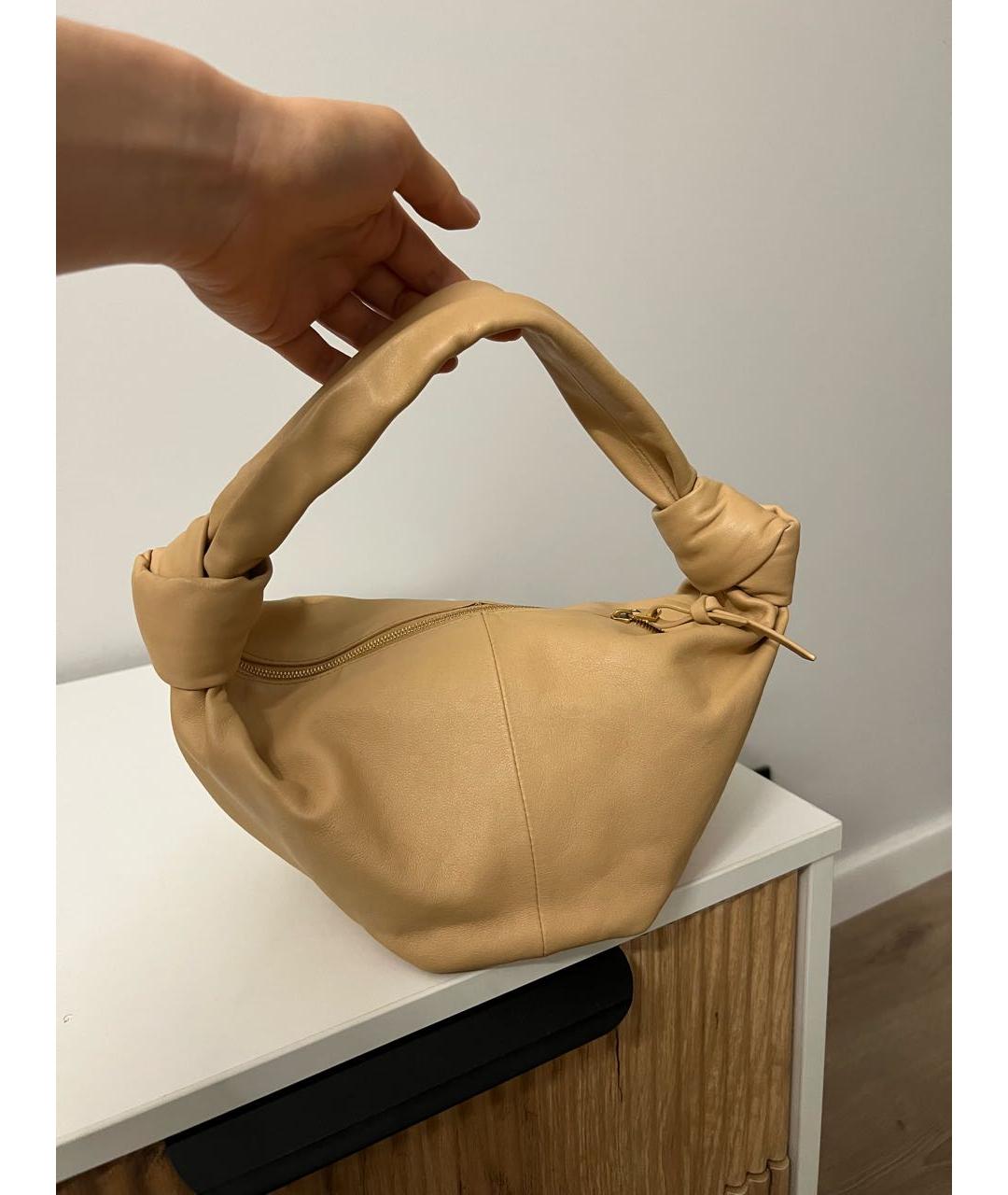 BOTTEGA VENETA Бежевая кожаная сумка с короткими ручками, фото 2