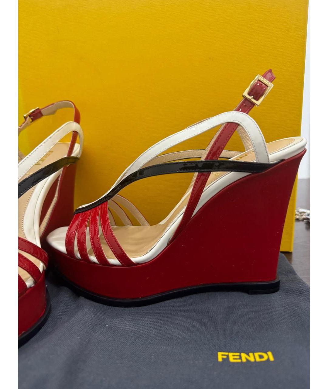 FENDI Красные босоножки из лакированной кожи, фото 6