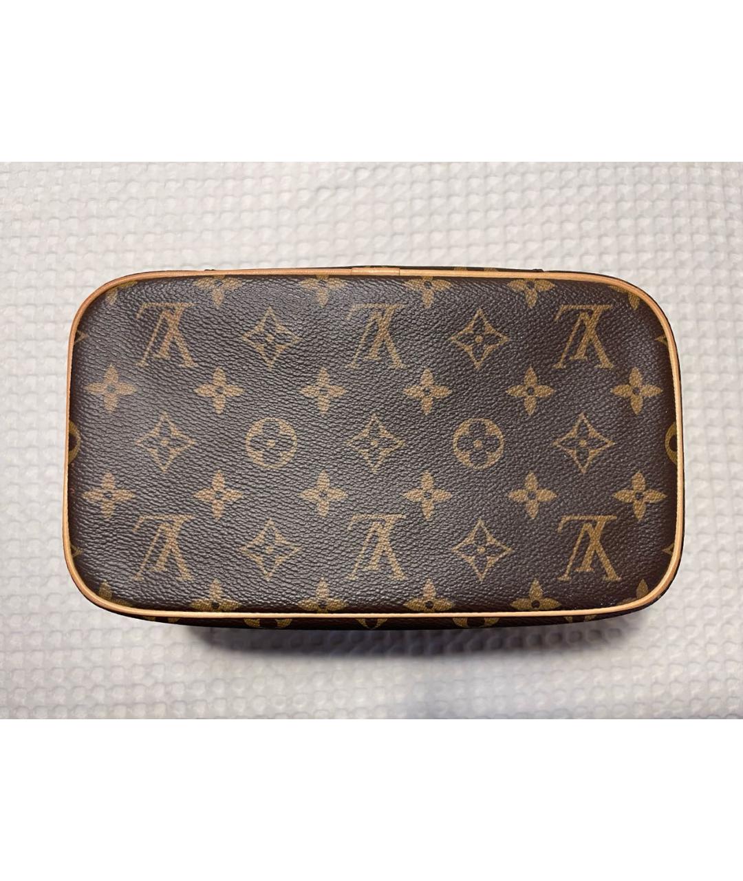 LOUIS VUITTON Коричневая кожаная косметичка, фото 8