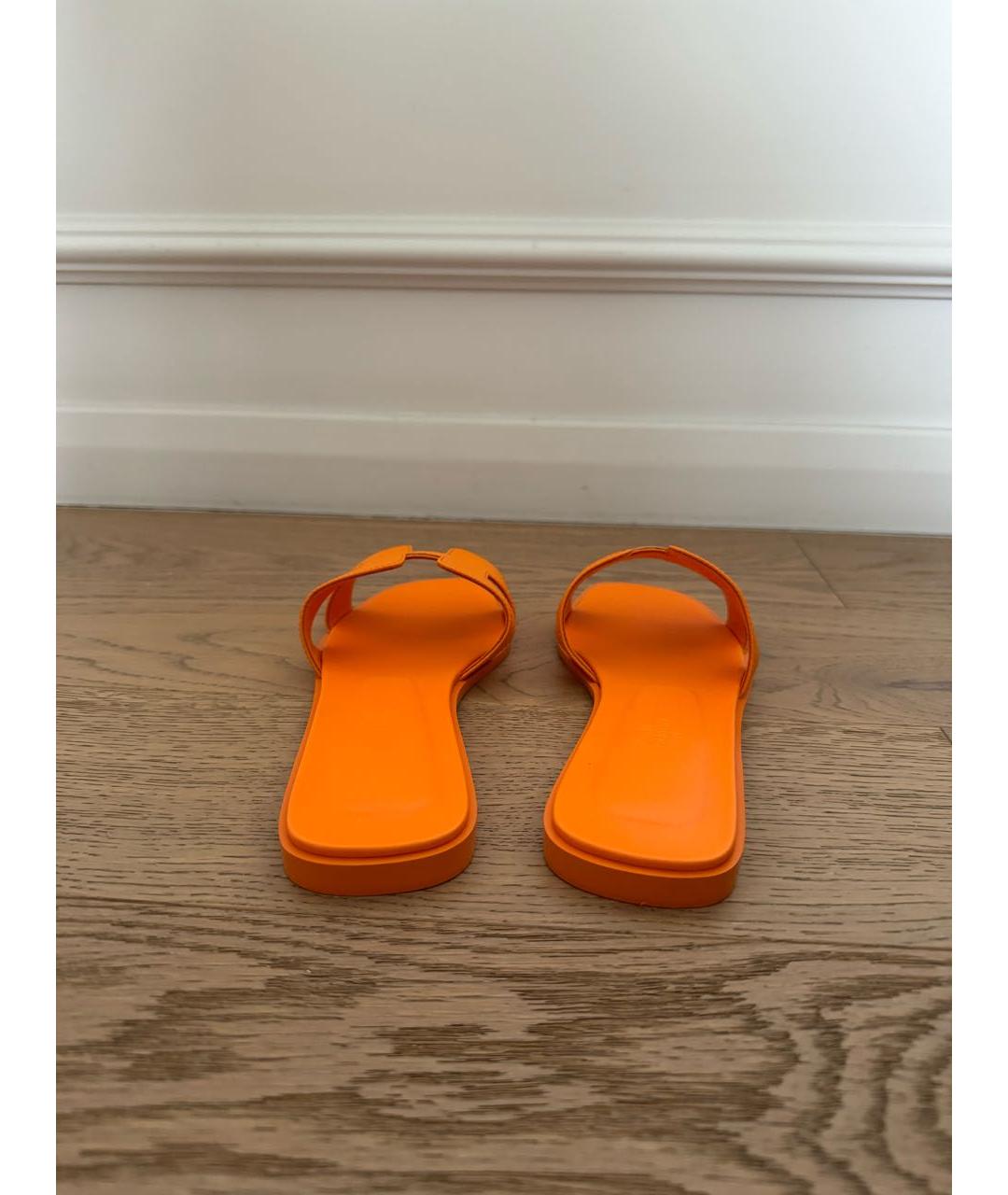 HERMES Оранжевое кожаные сандалии, фото 6