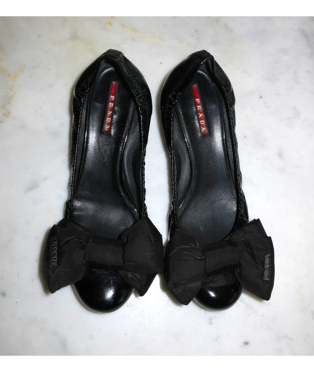 PRADA Черные туфли из лакированной кожи, фото 2