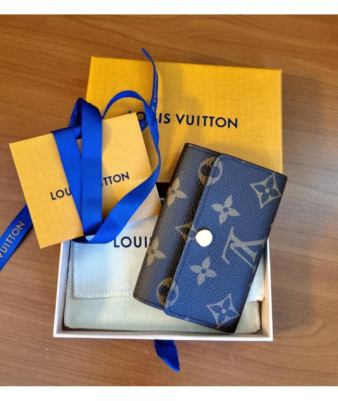 LOUIS VUITTON PRE-OWNED Коричневая ключница, фото 3