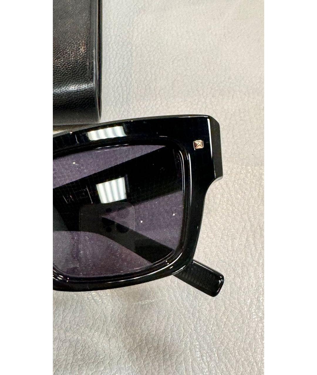 VALENTINO Черные солнцезащитные очки, фото 3