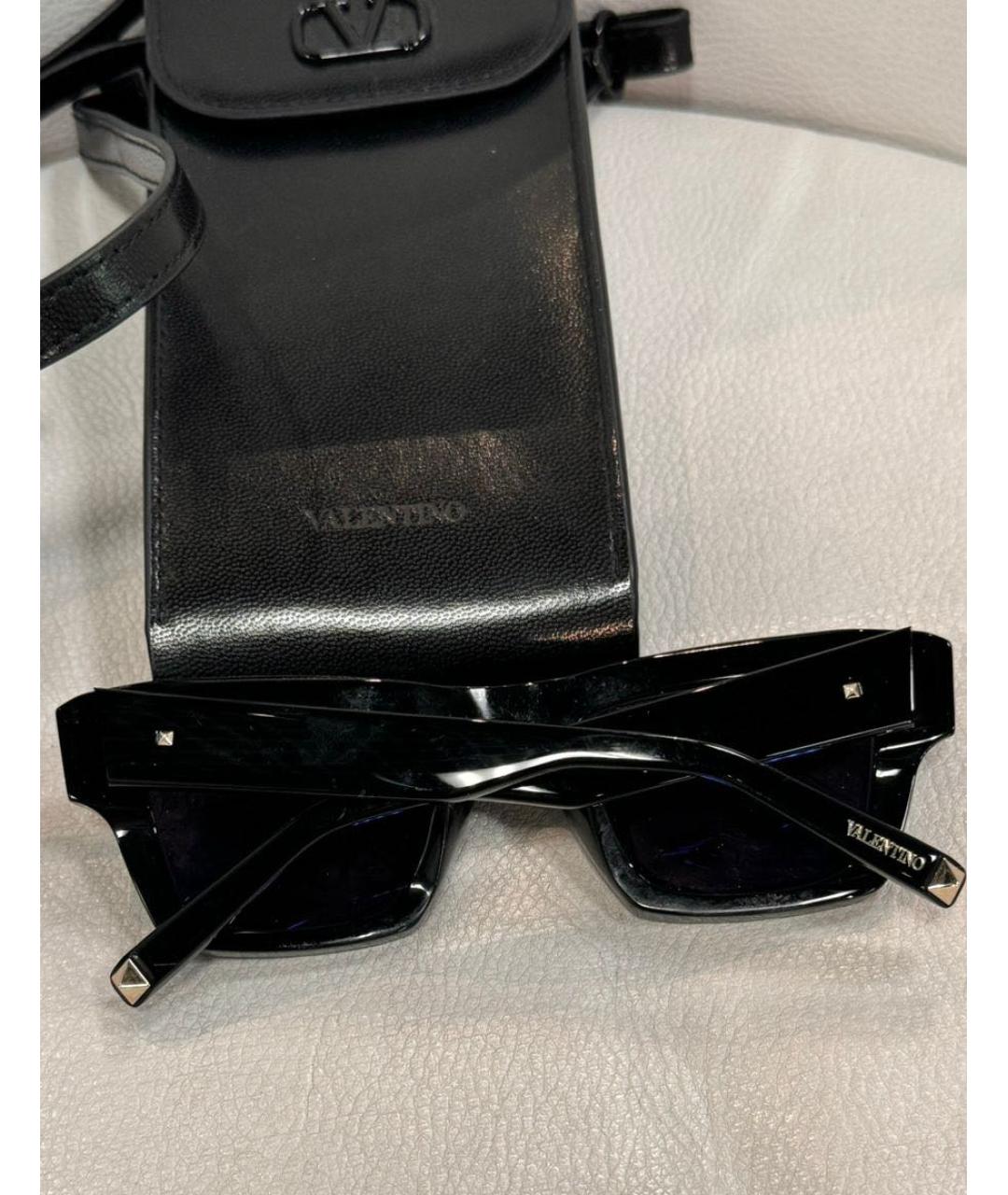 VALENTINO Черные солнцезащитные очки, фото 2
